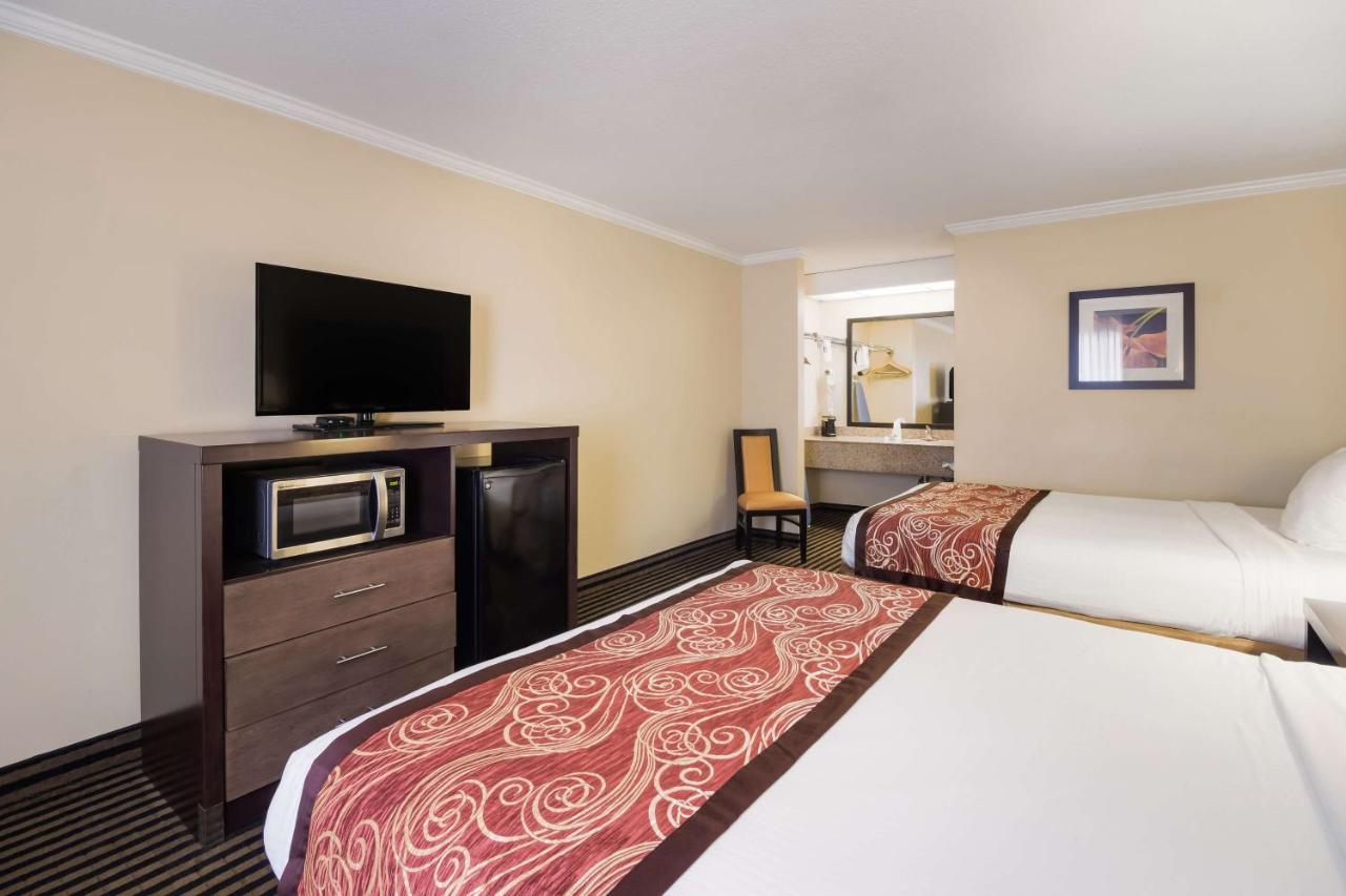 Best Western - Mckenzie Dış mekan fotoğraf